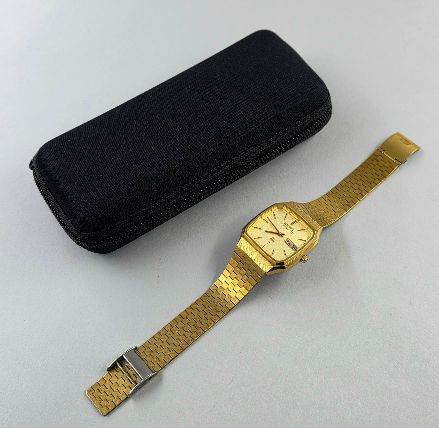 Seiko King Quartz 9223-5000