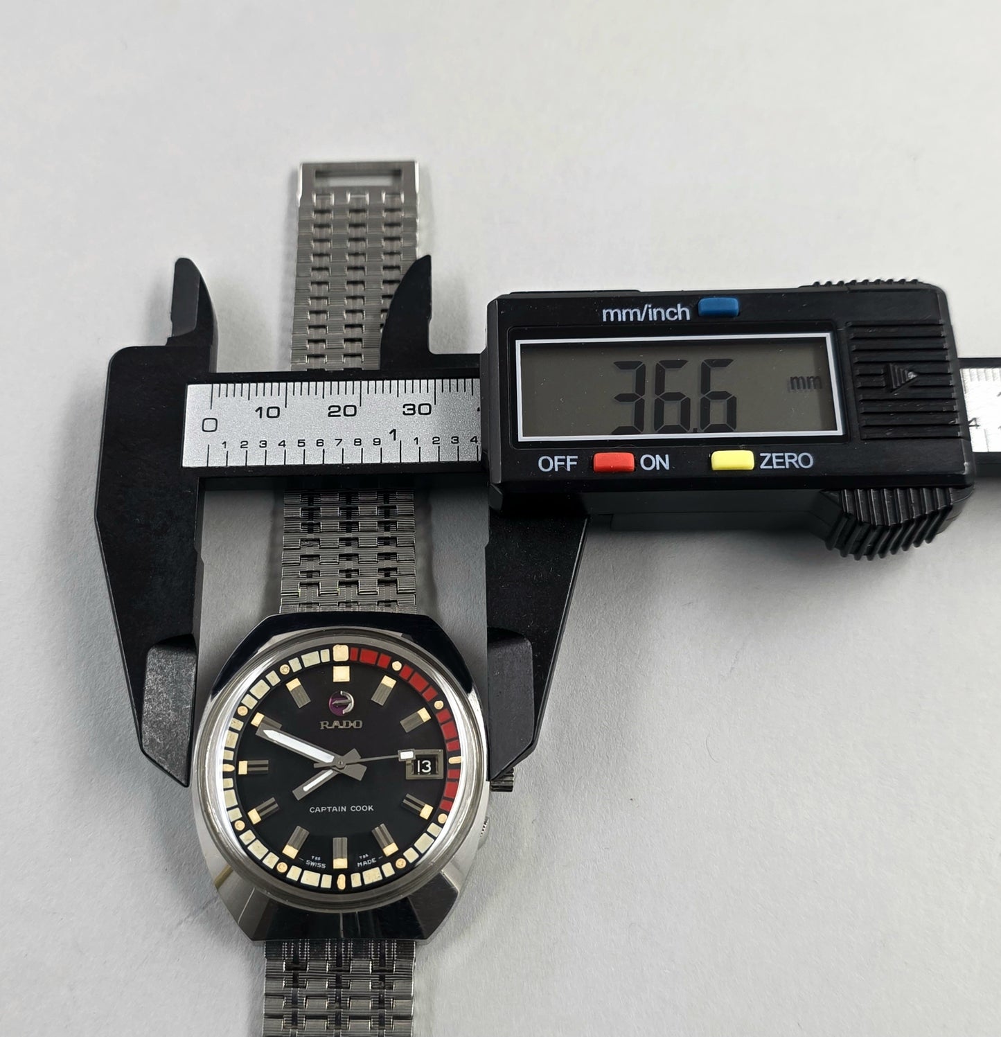 Rado Captain Cook 11773/2