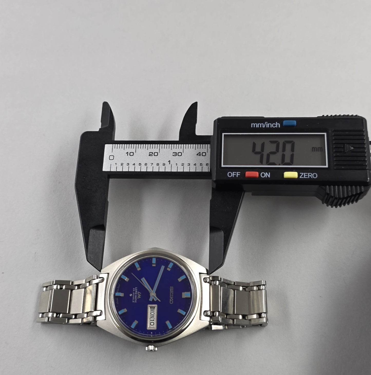 Seiko Lord Matic 5606-9000