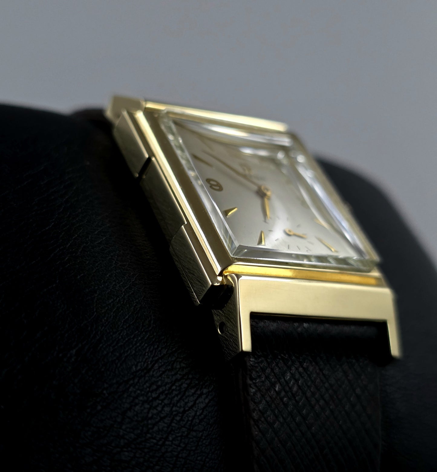 Omega Art Deco 6236