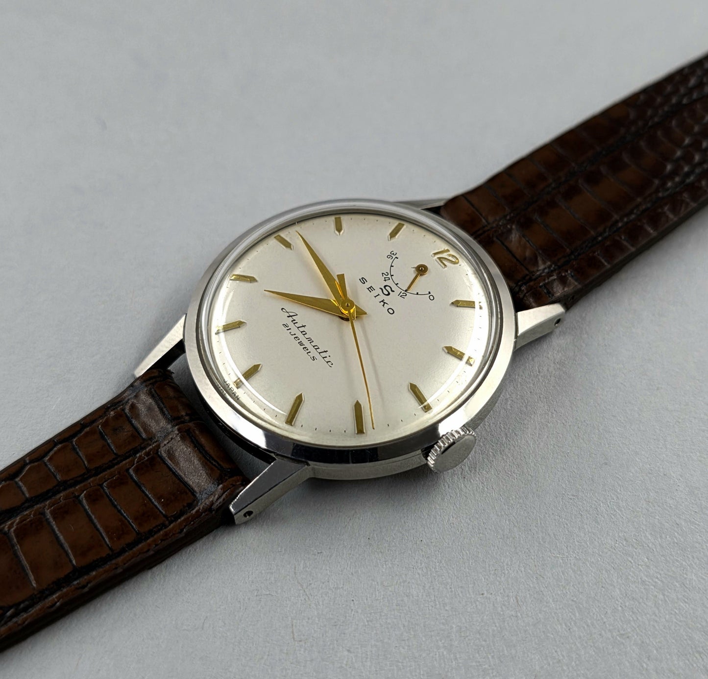 Seiko J14043