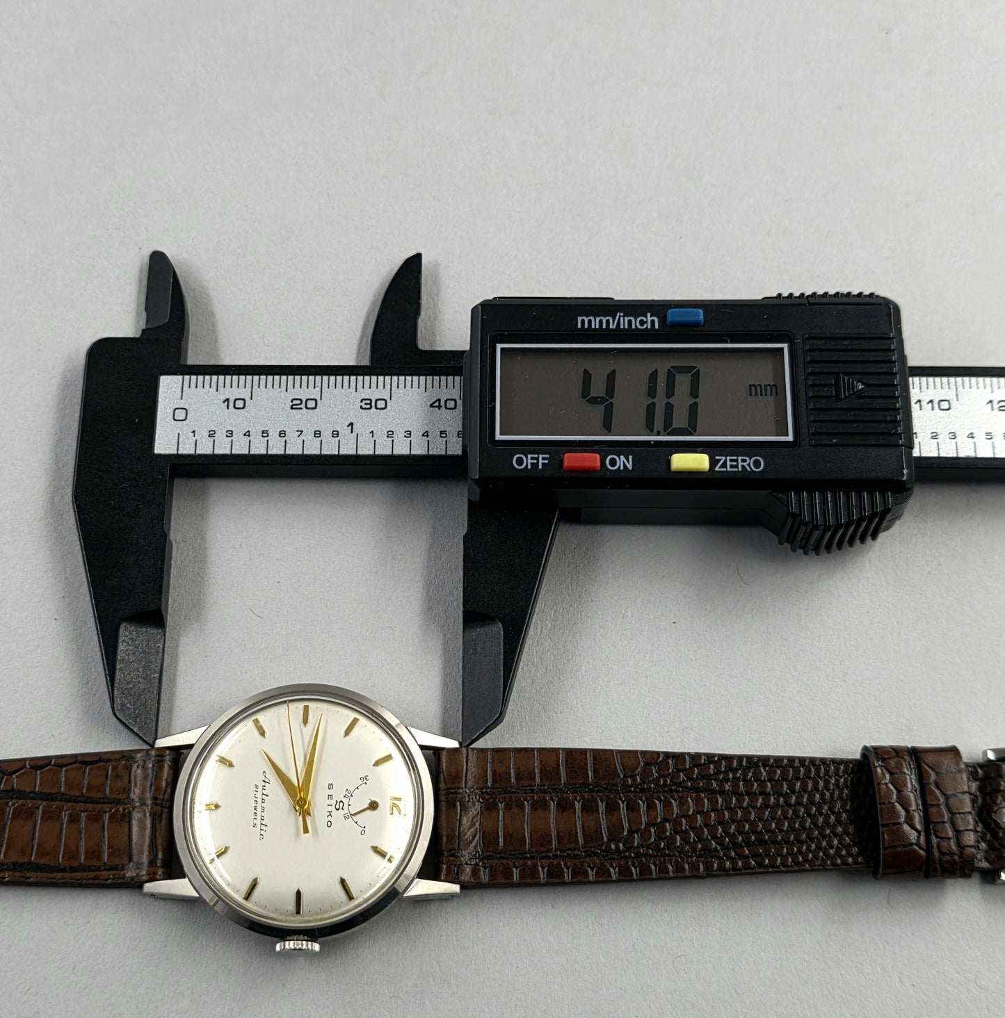 Seiko J14043