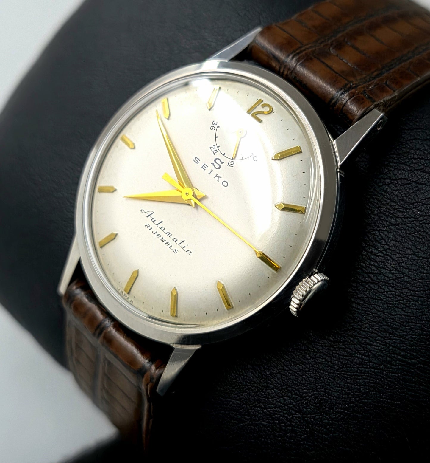 Seiko J14043