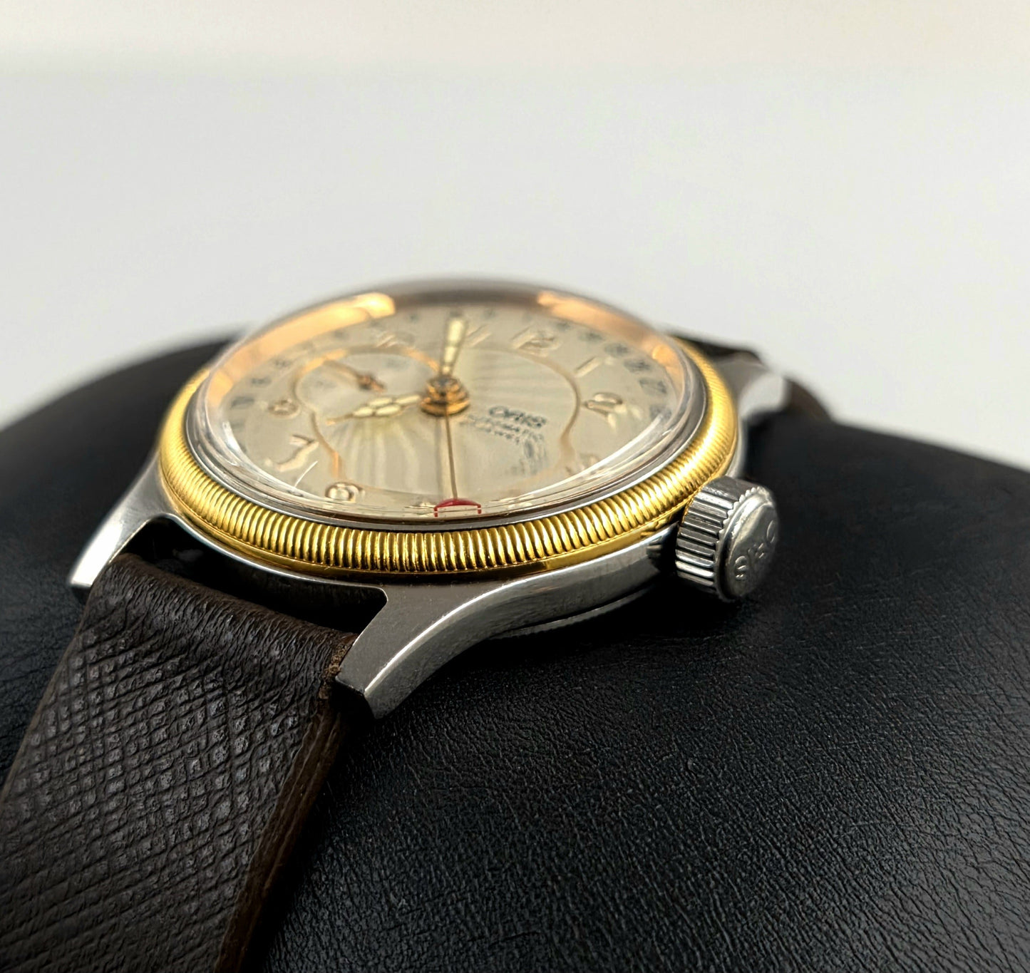 Oris Pointer Date 7462