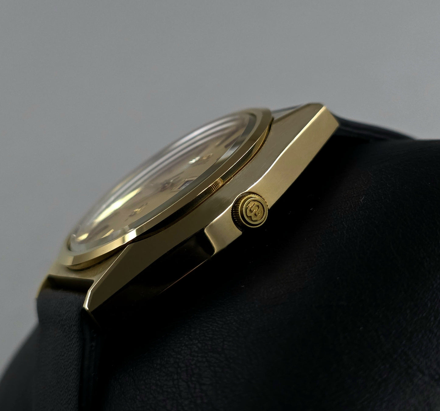 Seiko Grand Quartz 4843-8110 Cap Gold