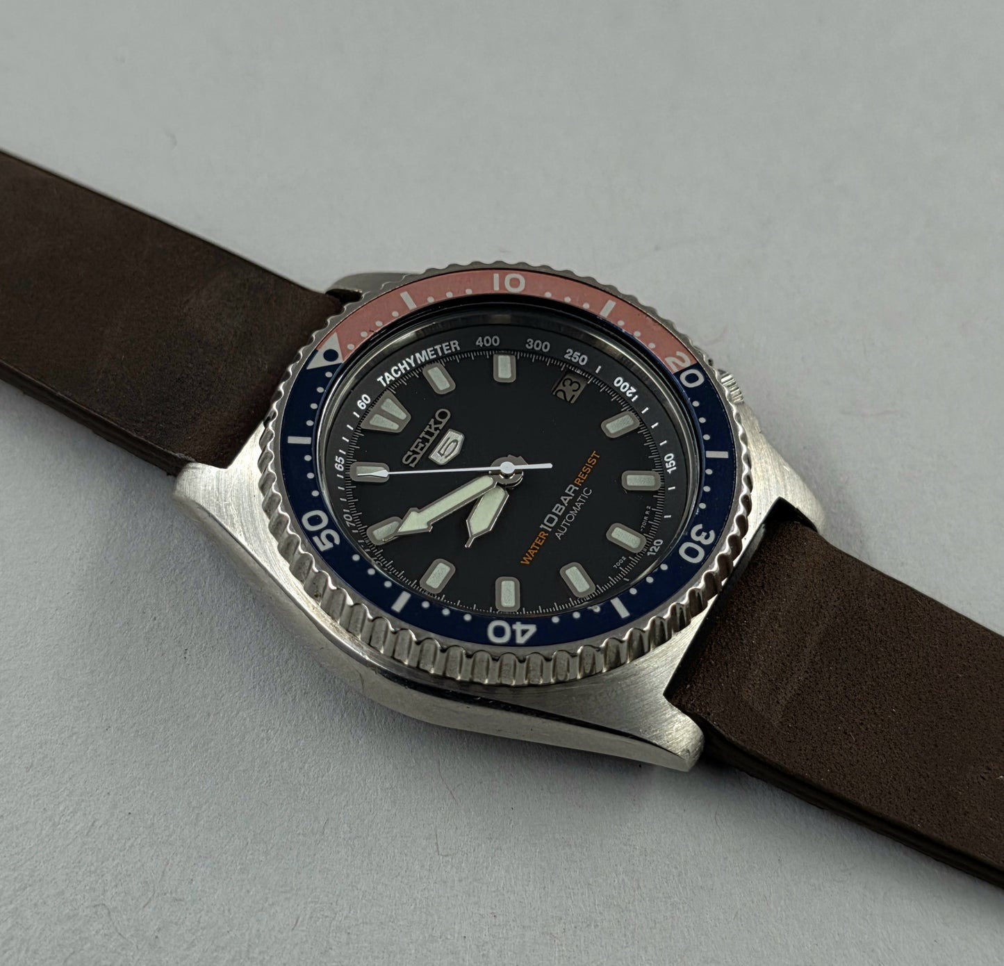 Seiko 5 Pepsi 7002‑7010