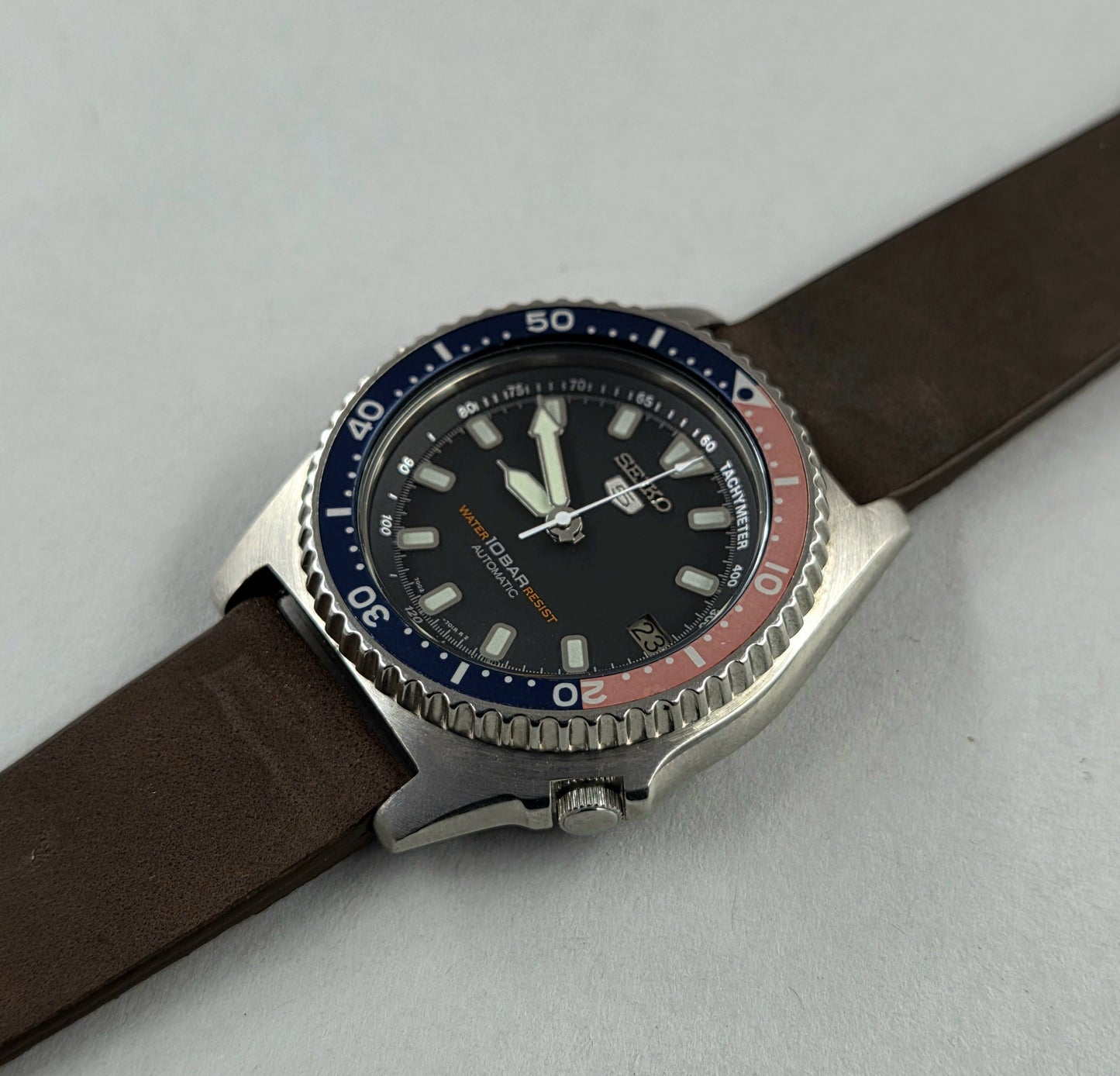 Seiko 5 Pepsi 7002‑7010