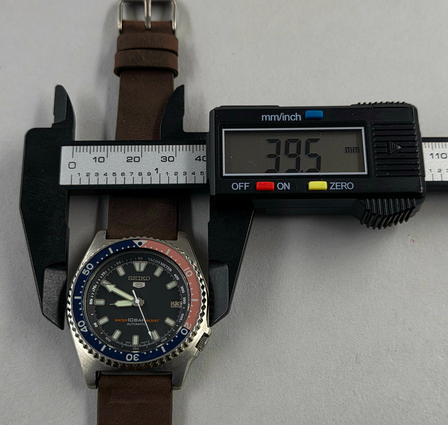 Seiko 5 Pepsi 7002‑7010