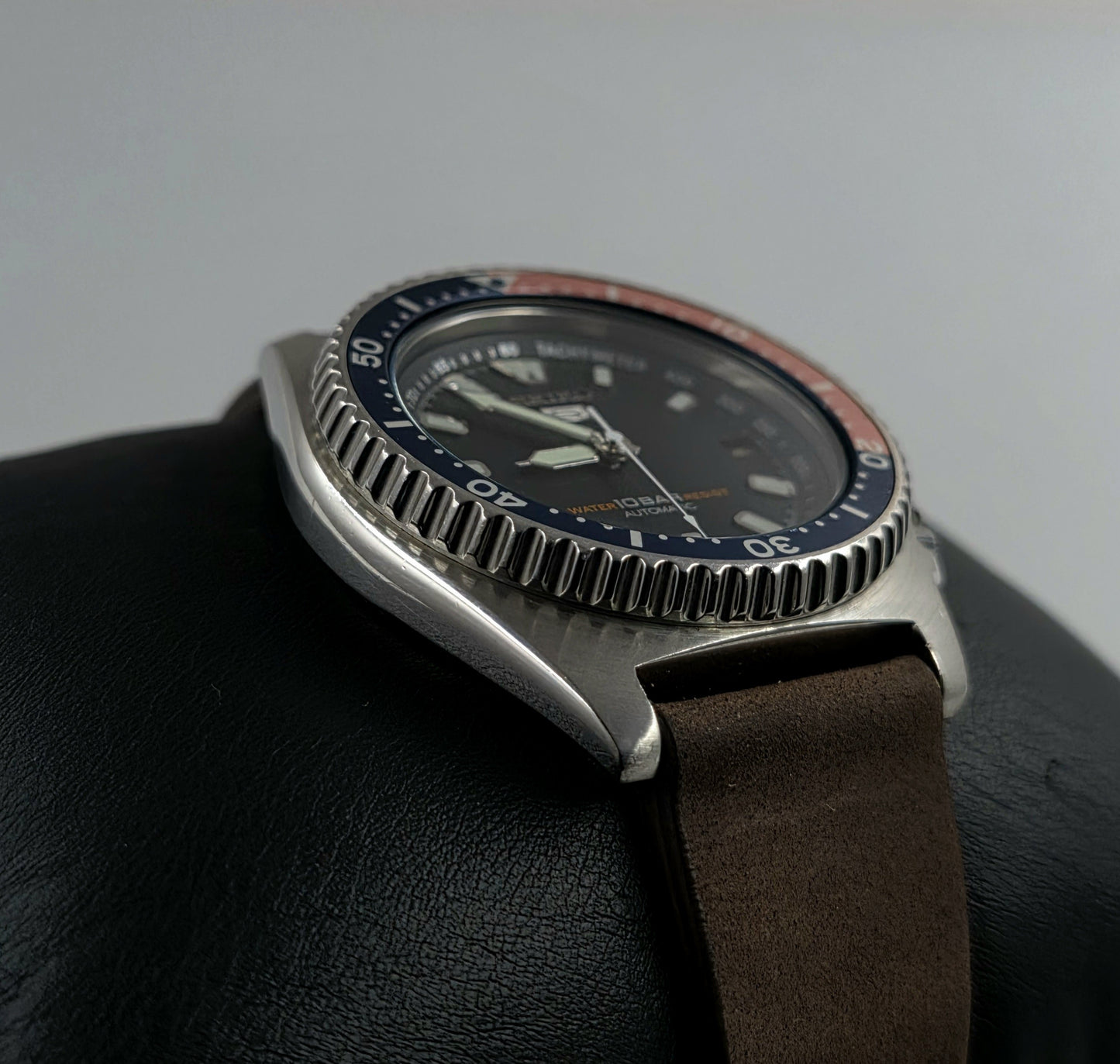 Seiko 5 Pepsi 7002‑7010