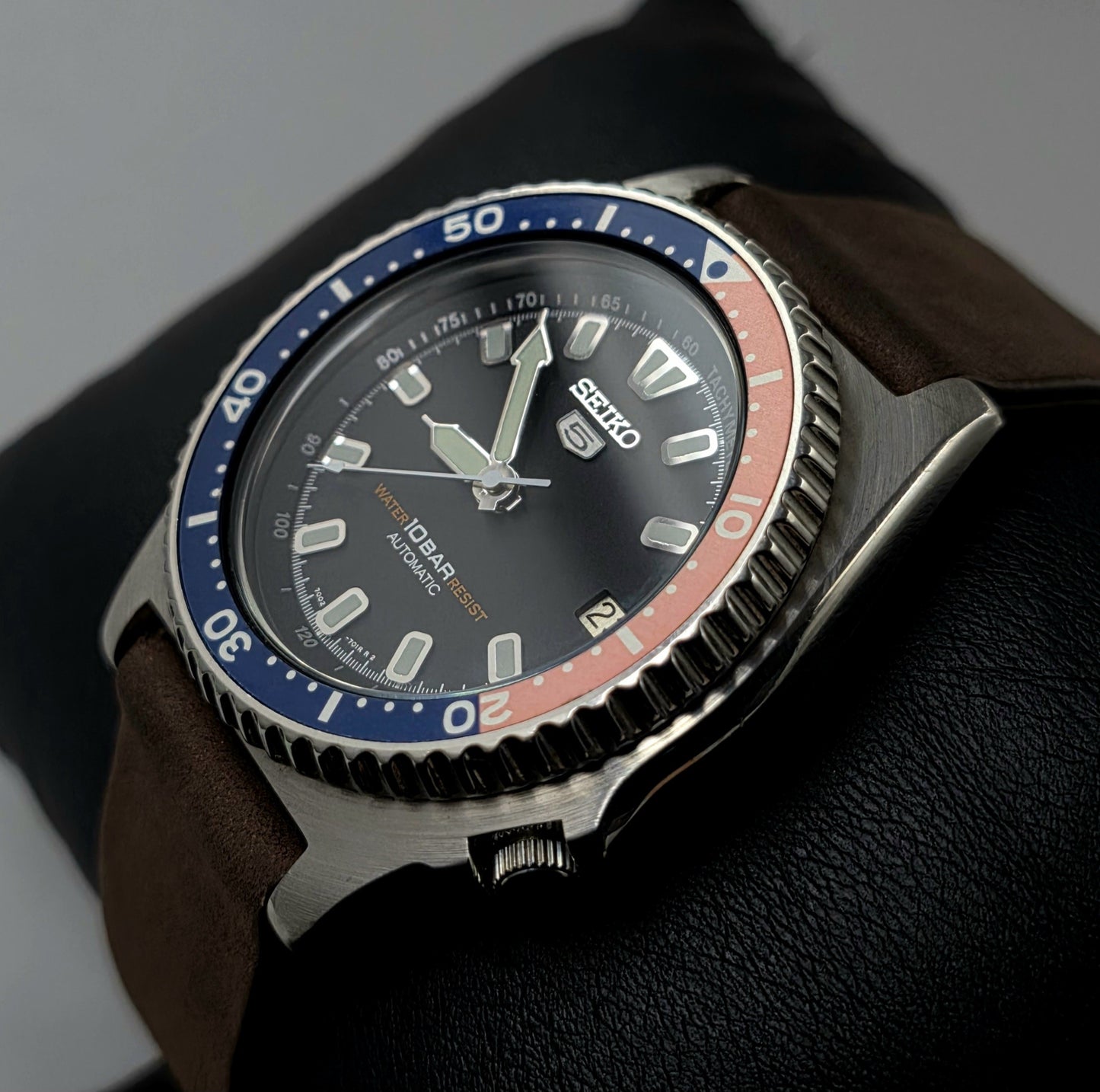 Seiko 5 Pepsi 7002‑7010