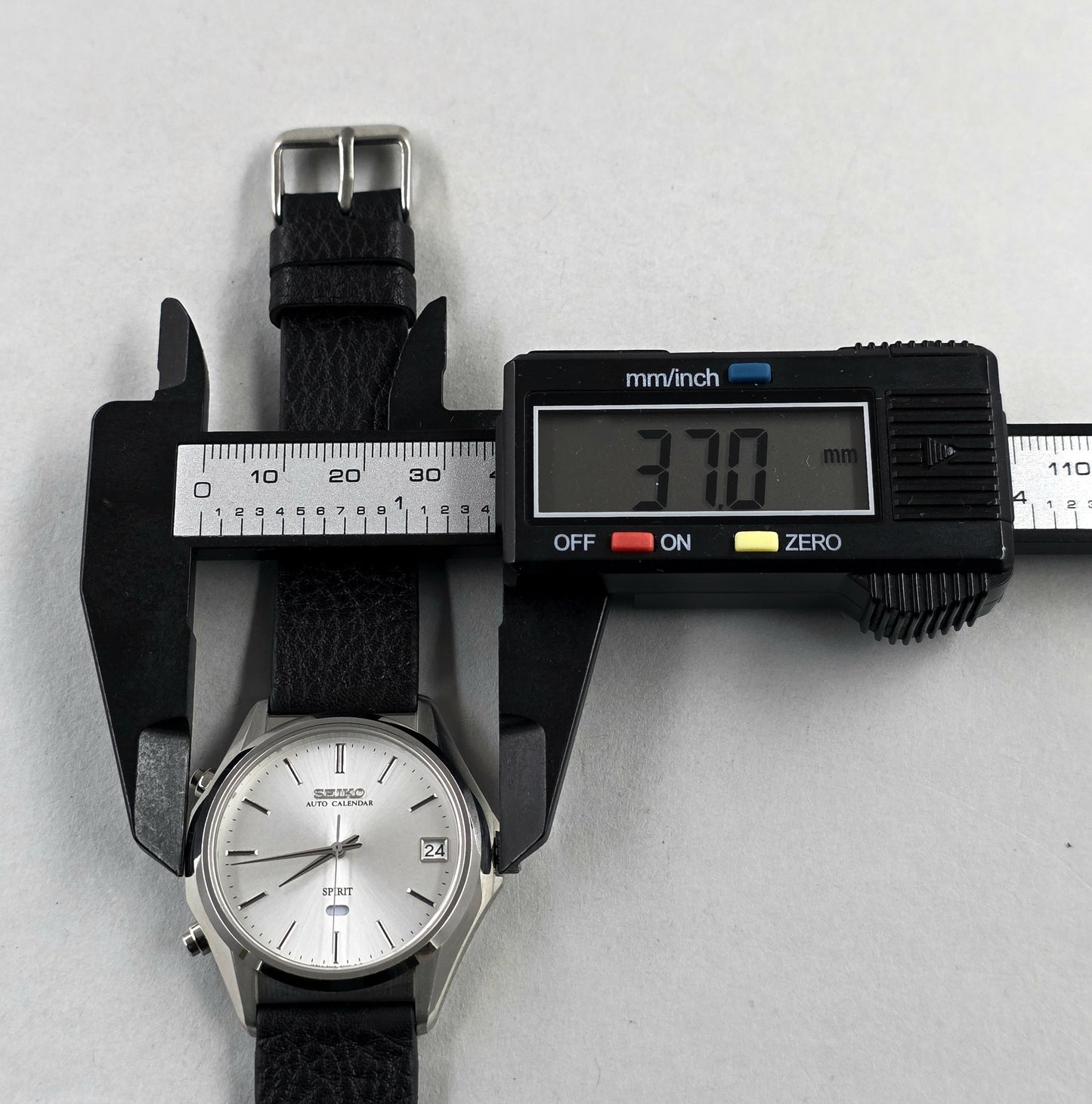 Seiko Spirit 6M12-8000