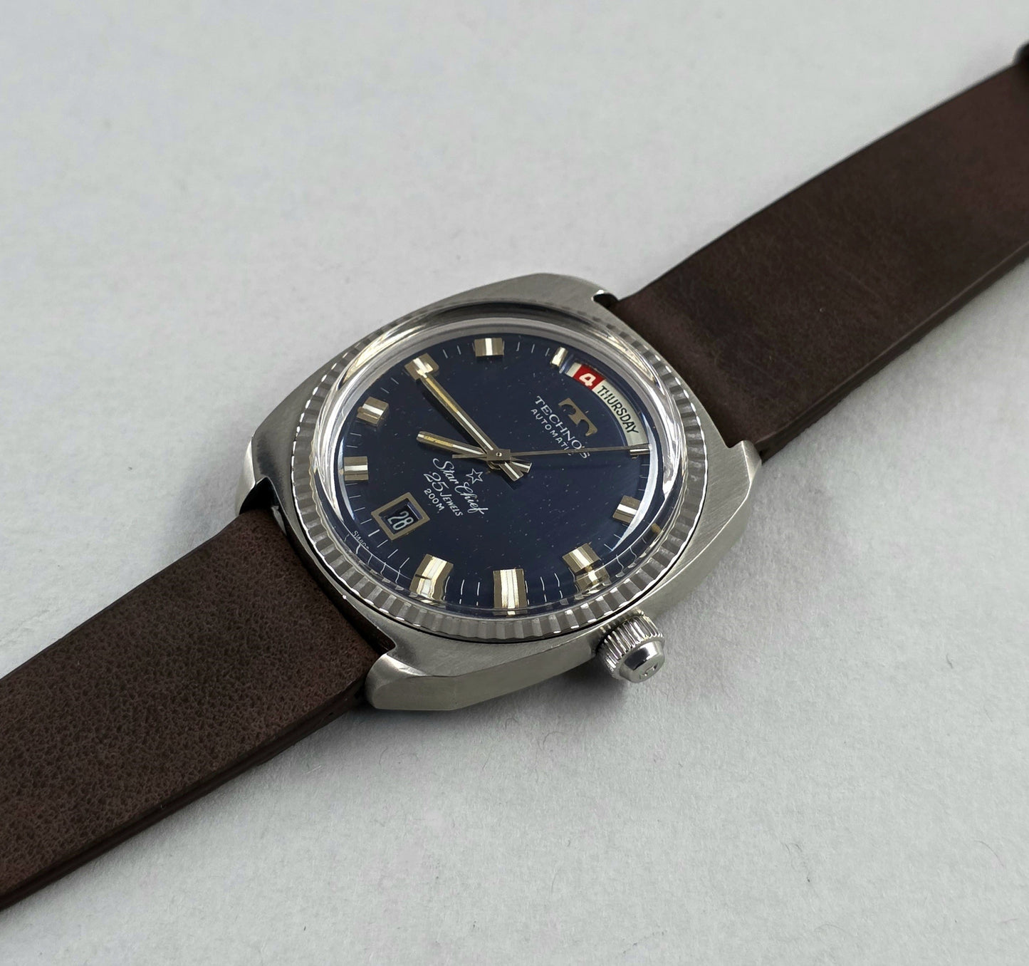 Technos Star Chief 1452