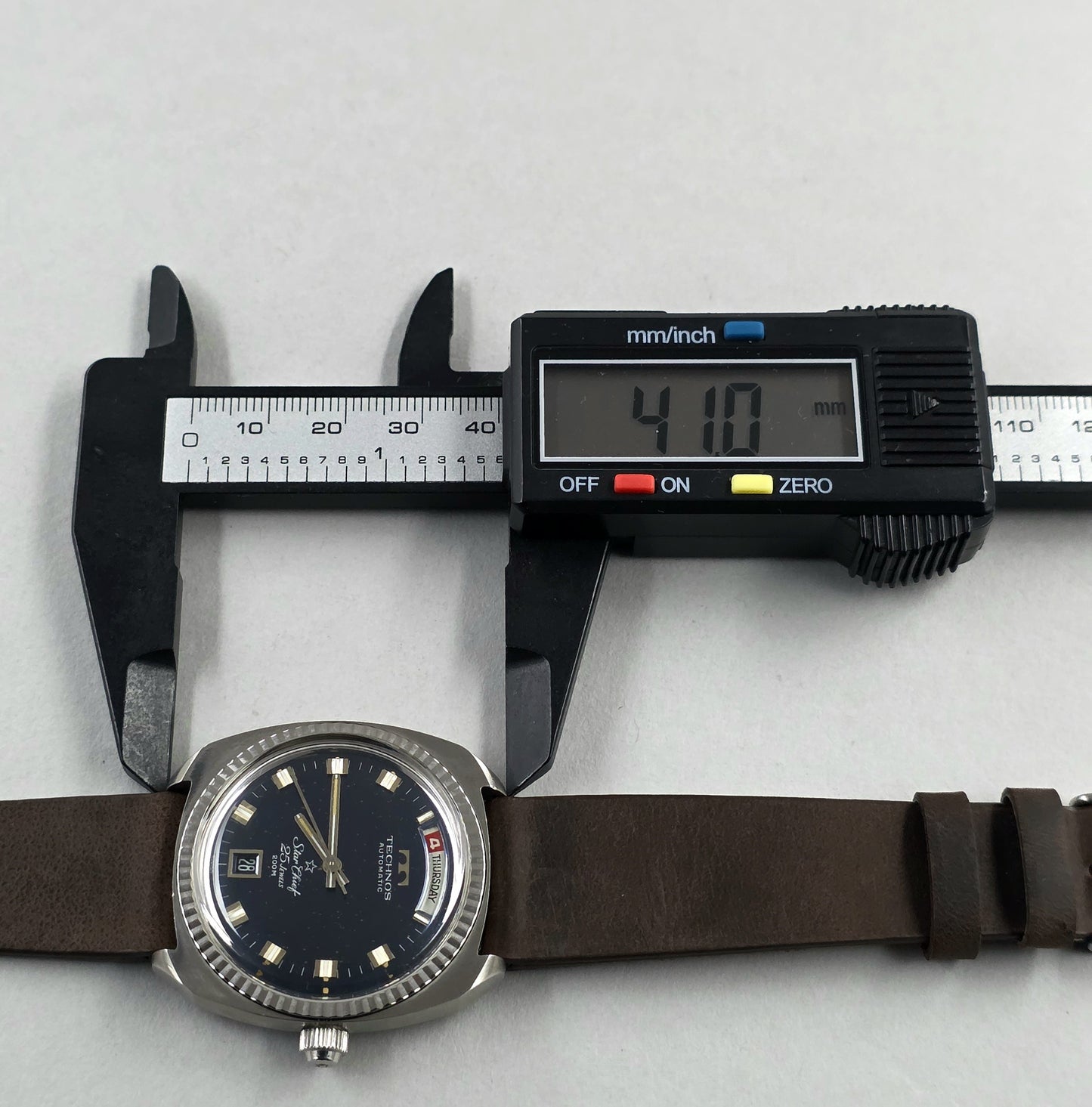 Technos Star Chief 1452