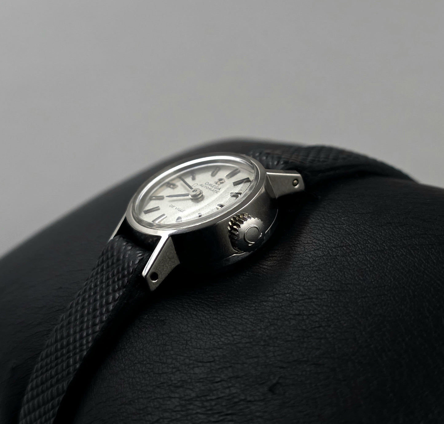 Omega De Ville STP 551.037