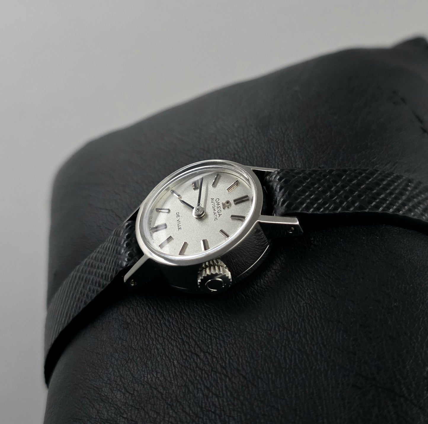 Omega De Ville STP 551.037