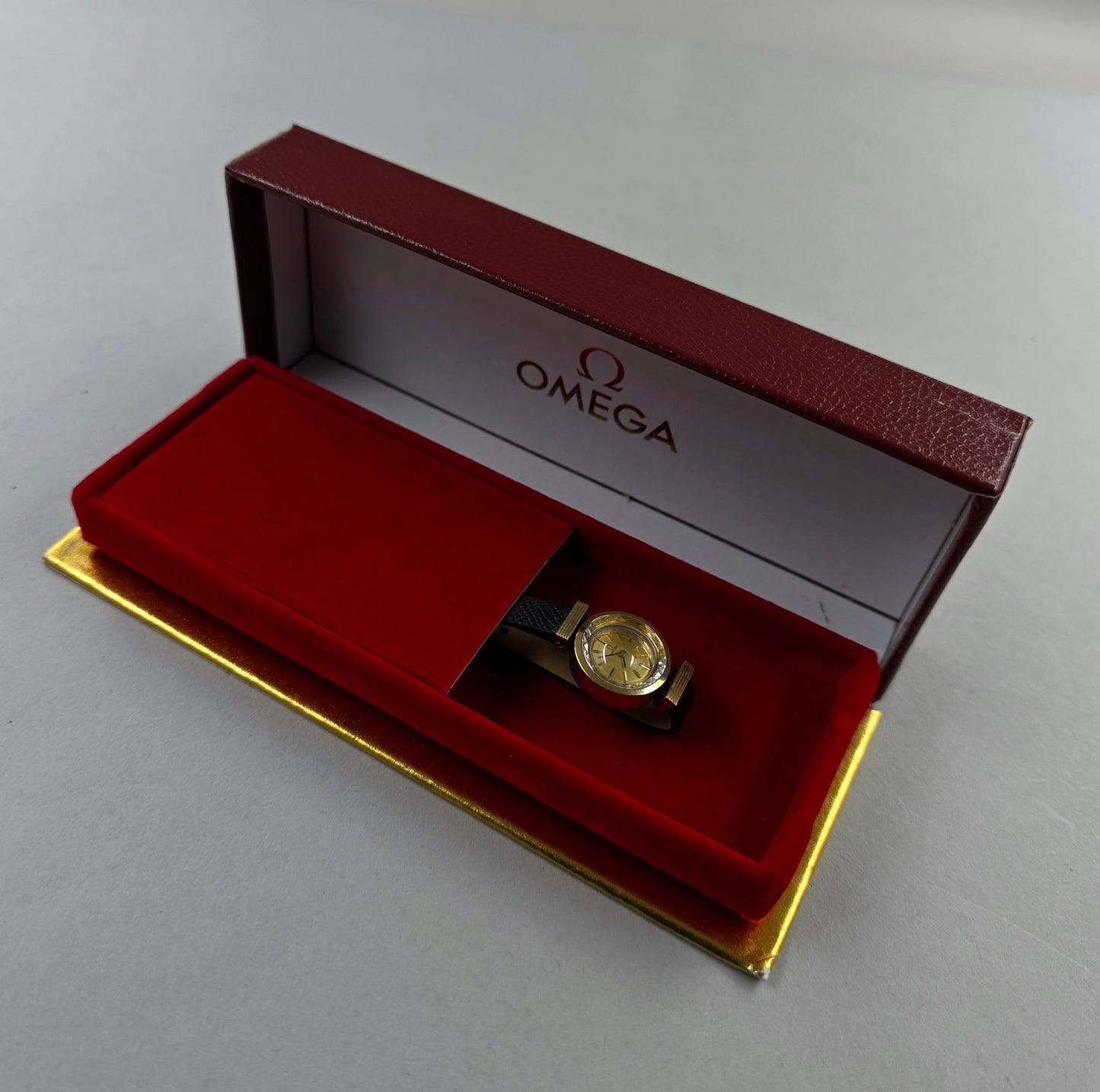 Omega De Ville Lady 511.279