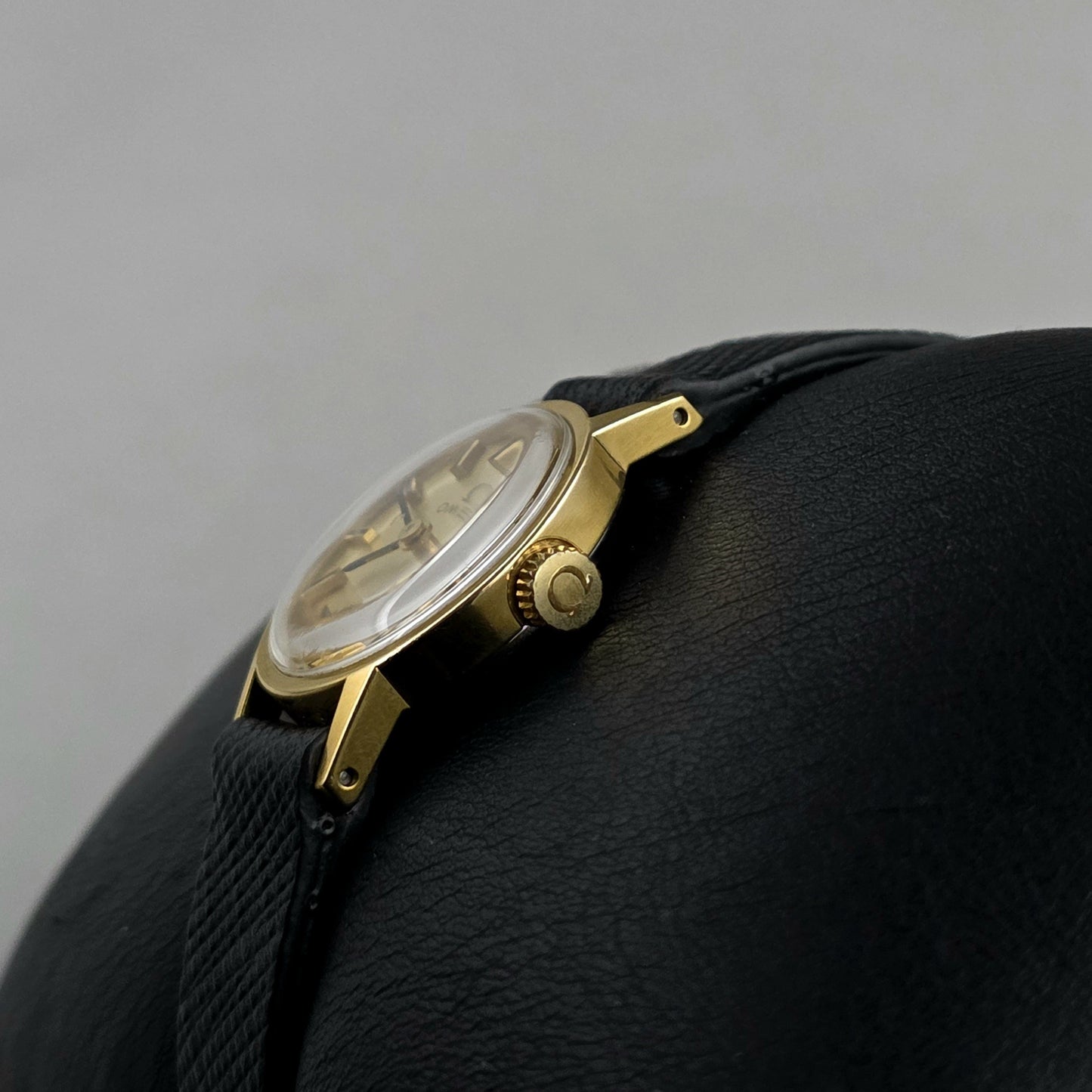 Omega Geneve 511.0451