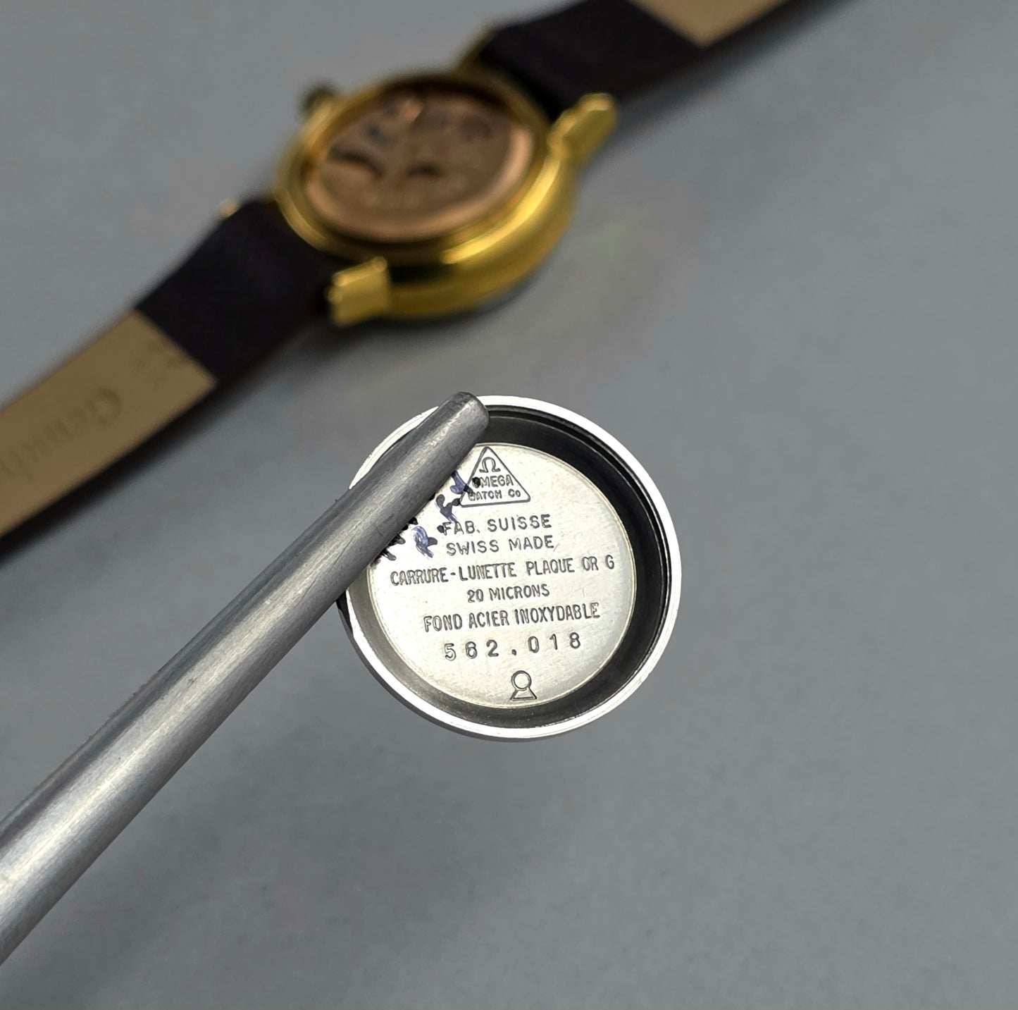 Omega Genève 562.018