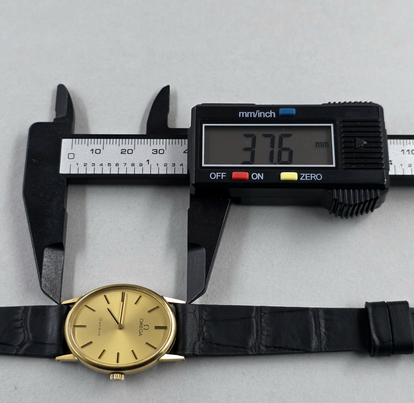 Omega Genève 511.416