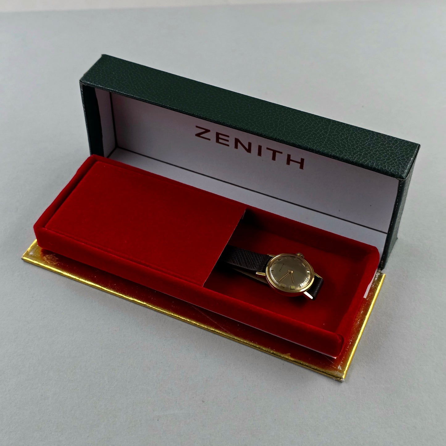 Zenith Vintage Women's 1270