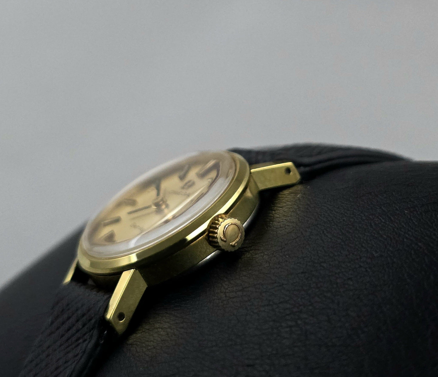 Omega Geneve Lady 511.213