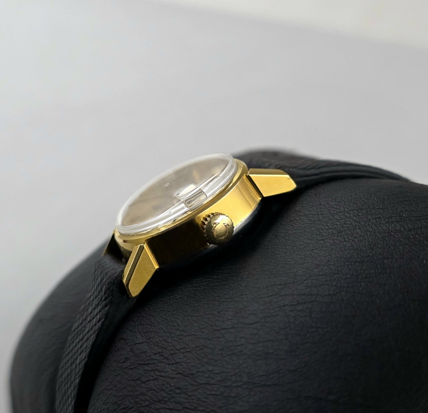 Omega Genève Lady 562.005