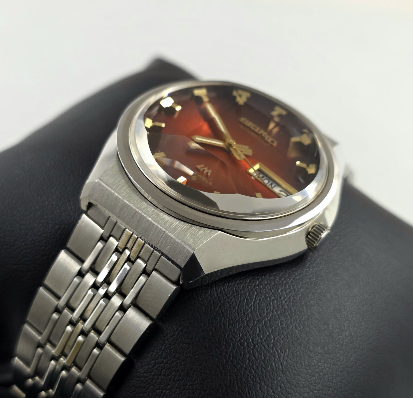 Seiko Lord Matic 5606-5320