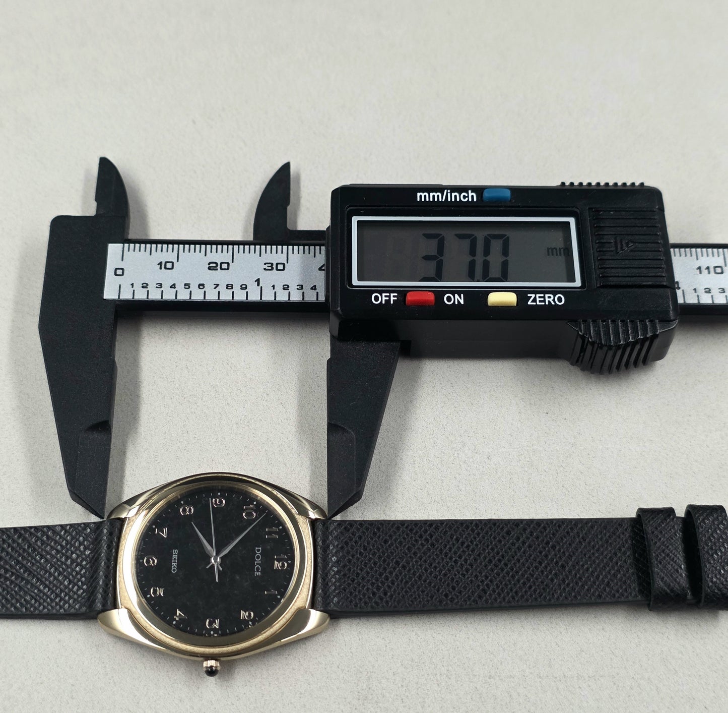 Seiko Dolce Ref. 5E31-6D7A