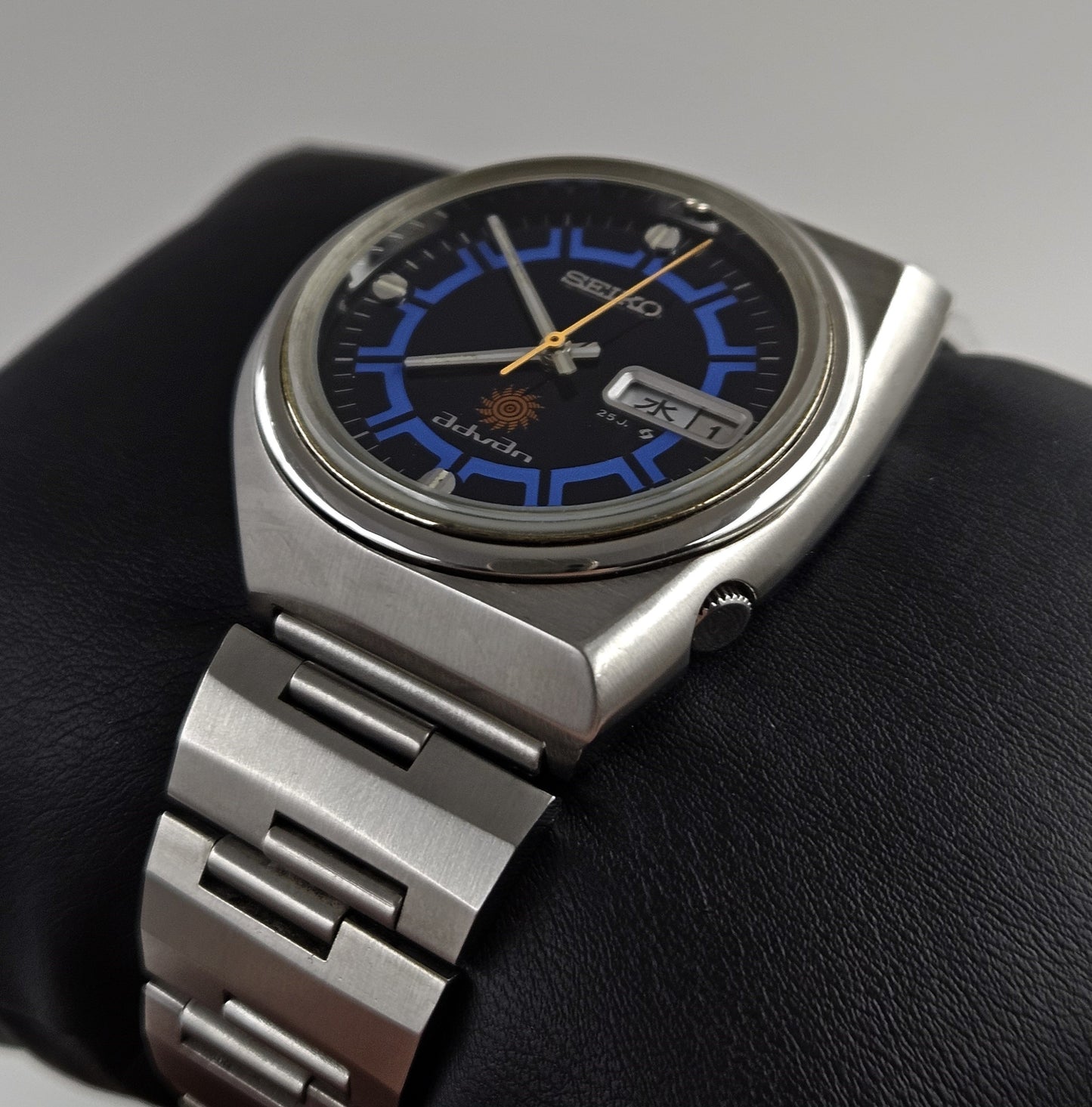 Seiko Advan 6106-7550