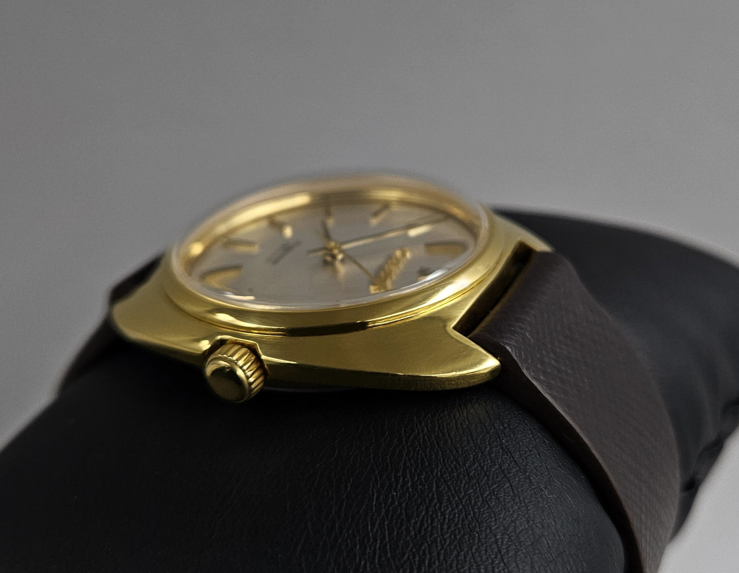 Citizen Highness 4-740211TA