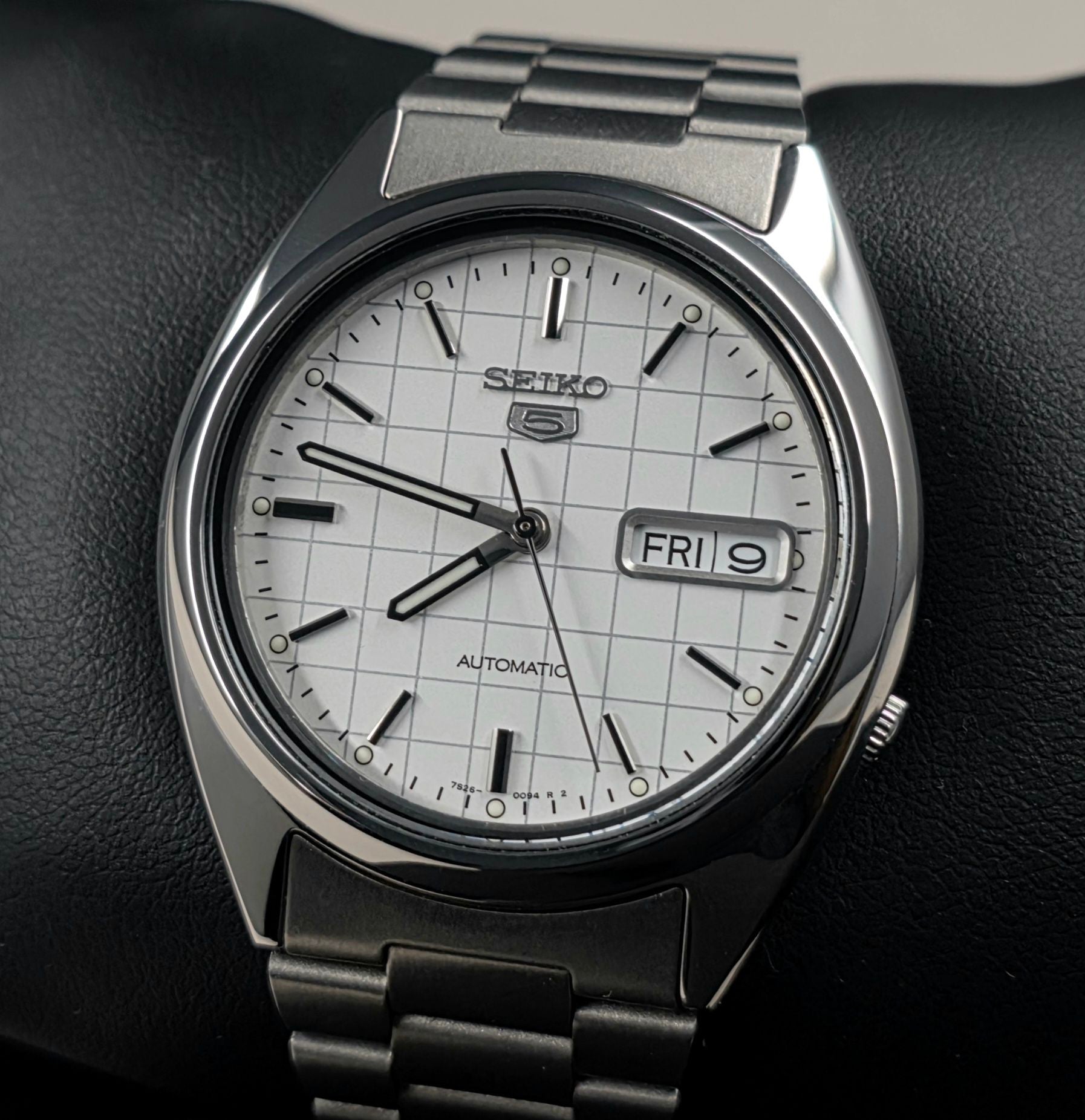 Seiko 5 Automatic 7S26-0480 White – Turgay's Watches