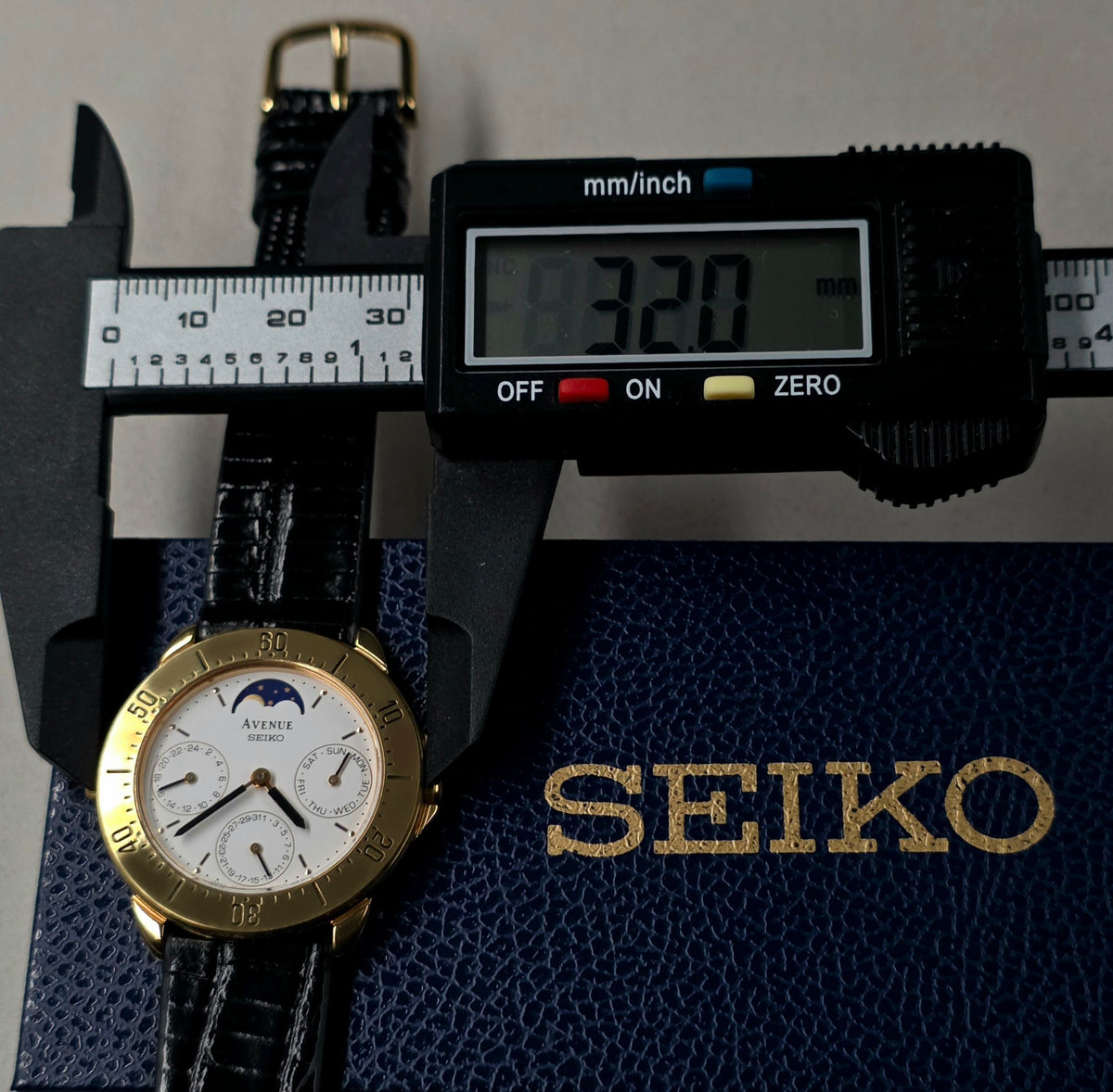 Seiko Avenue Moon Phase Ref. 7F38-6250