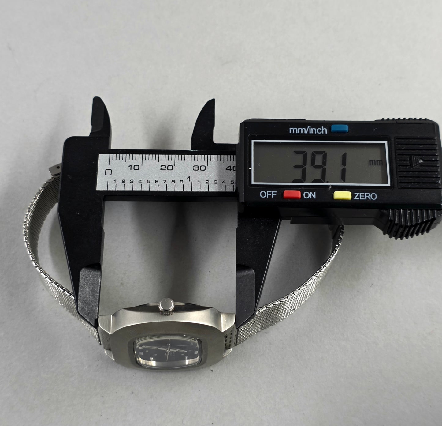Seiko Lord Matic TV Case 5606-5010