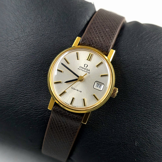 Omega Genève 562.018
