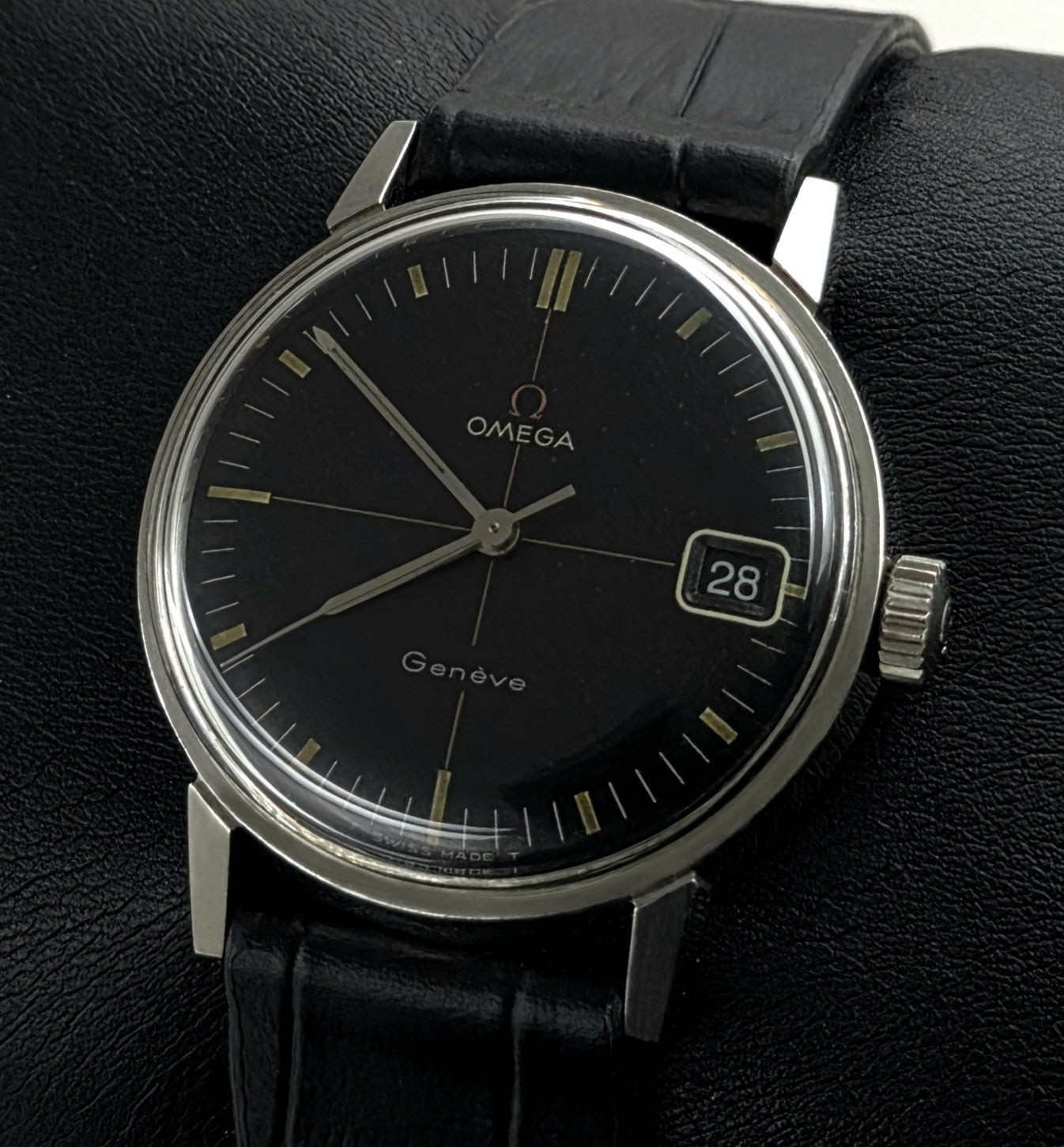 Omega Genève 131.019 Crosshair Dial