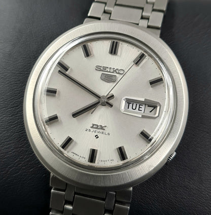 Seiko 5 DX