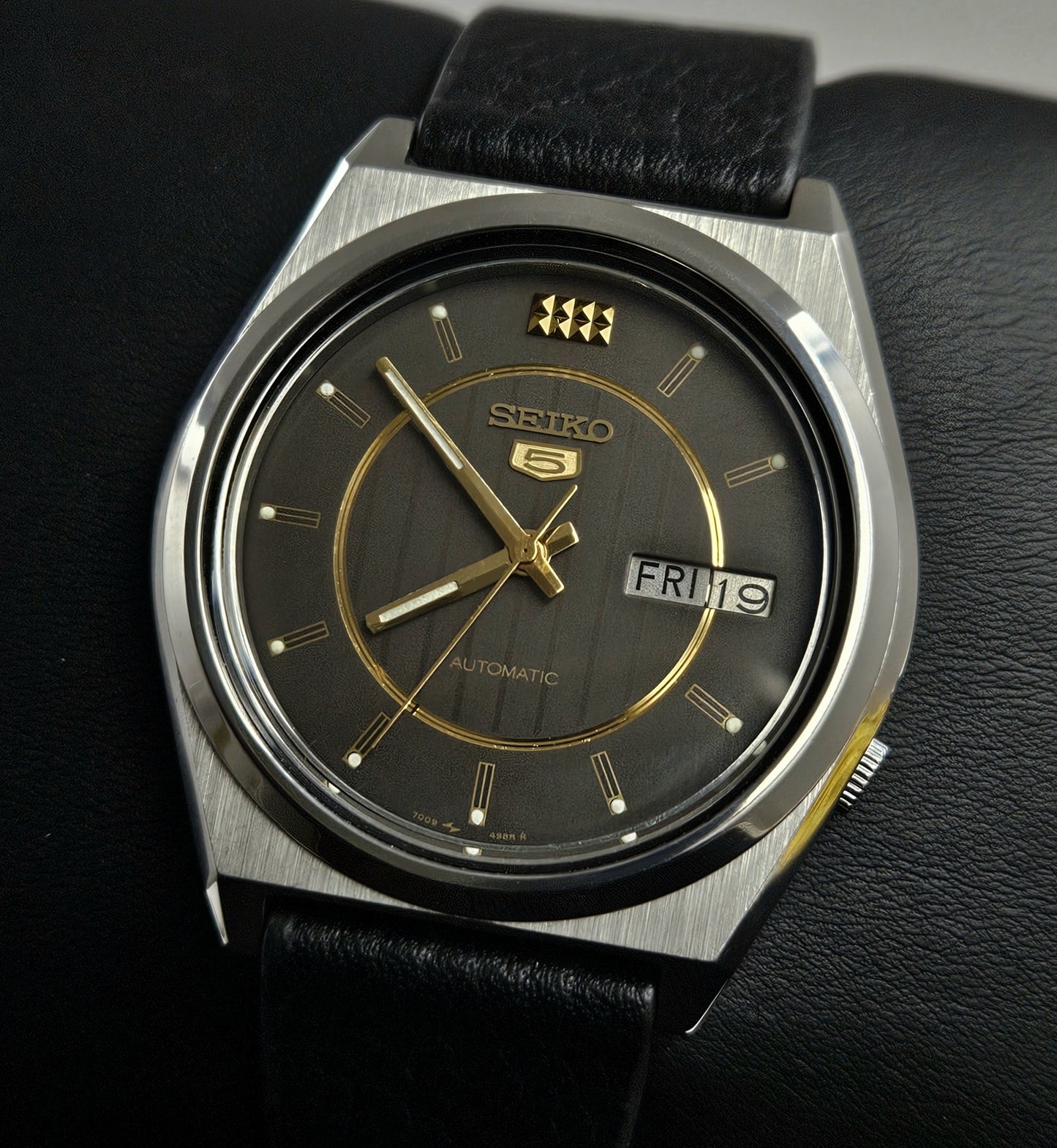 Seiko 5 7009-876A