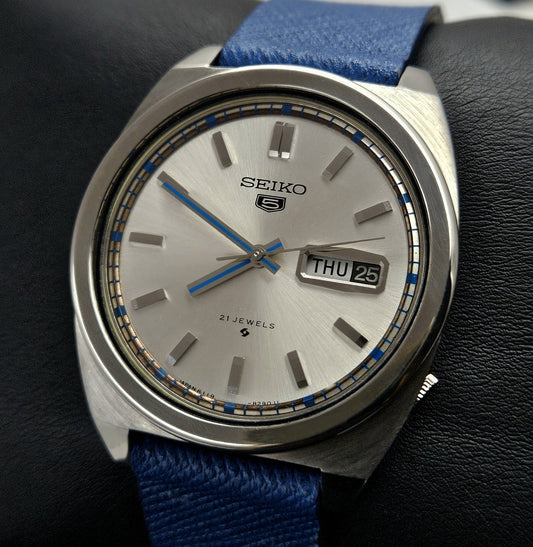 Seiko 5 6119-8240