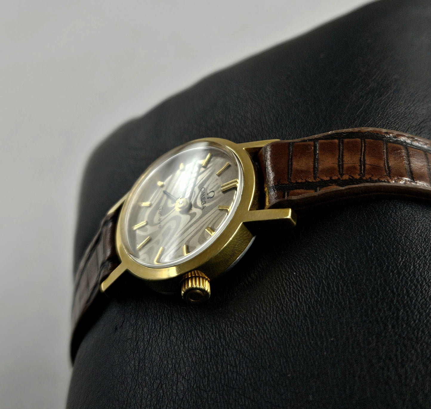 Omega Genève 511.0412