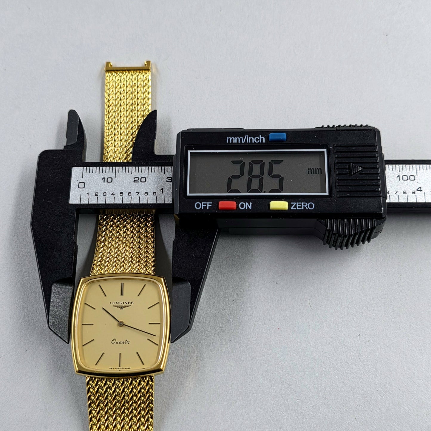 Longines Quartz 6557