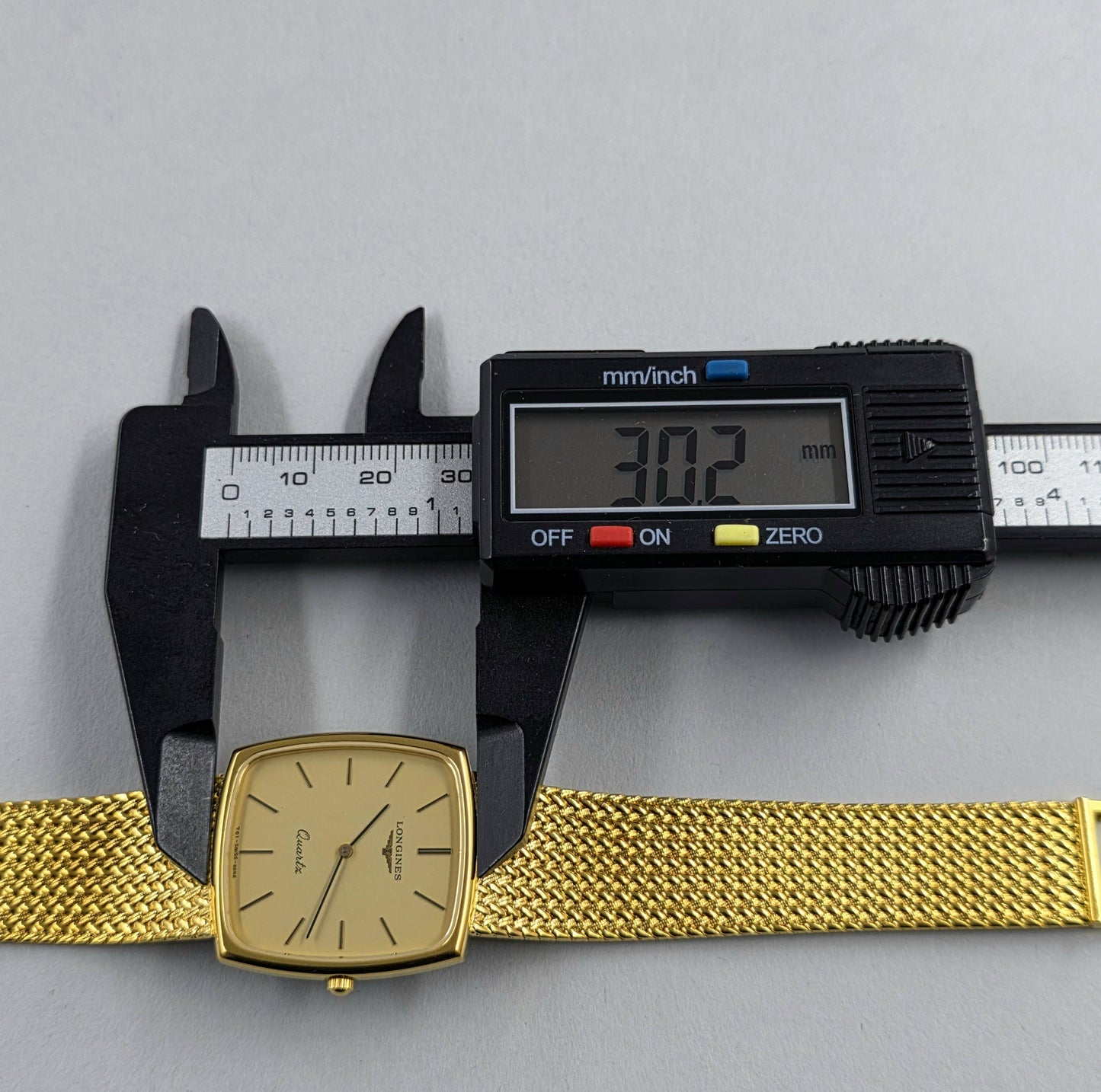 Longines Quartz 6557