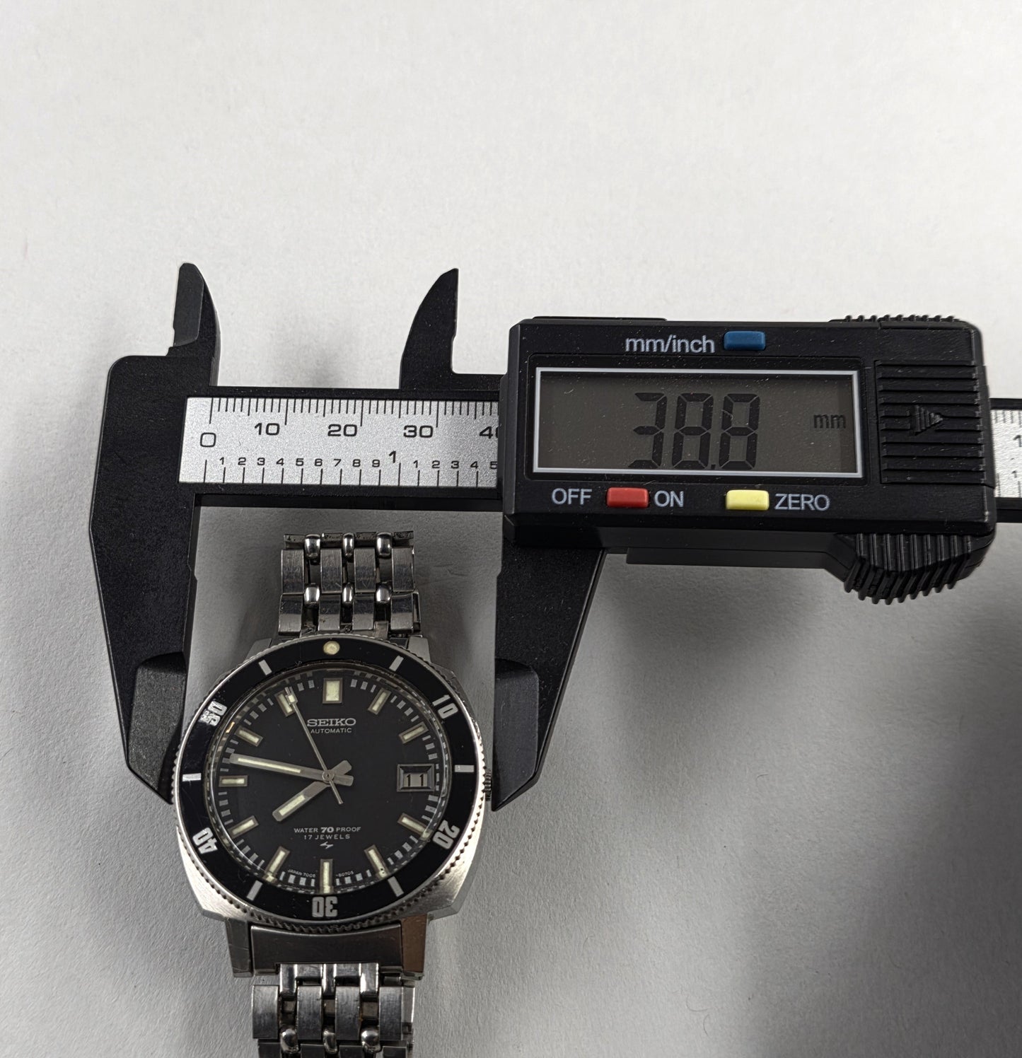 Seiko Military Style 7005-8050