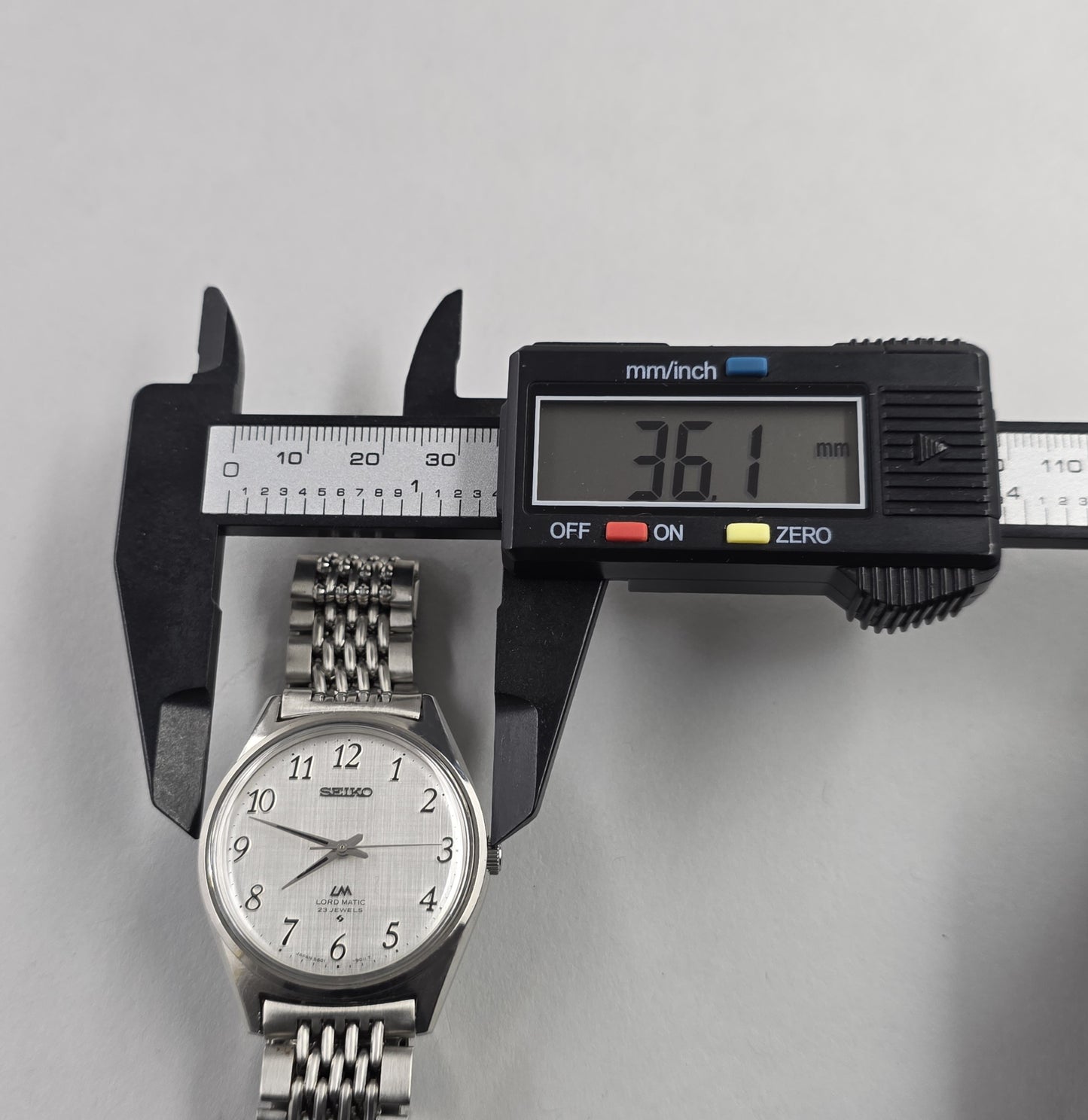 Seiko Lord Matic 5601-9000