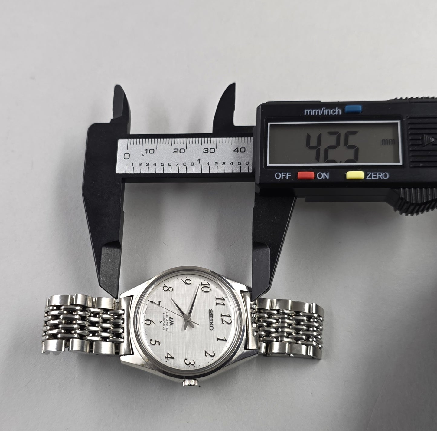 Seiko Lord Matic 5601-9000
