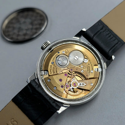 Omega Genève 131.019 Crosshair Dial