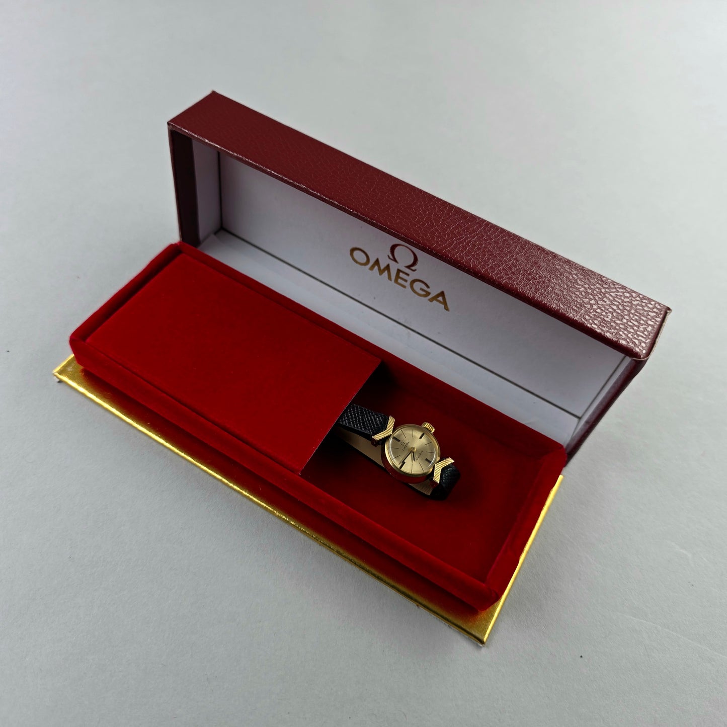 Omega Genève Lady 511.306