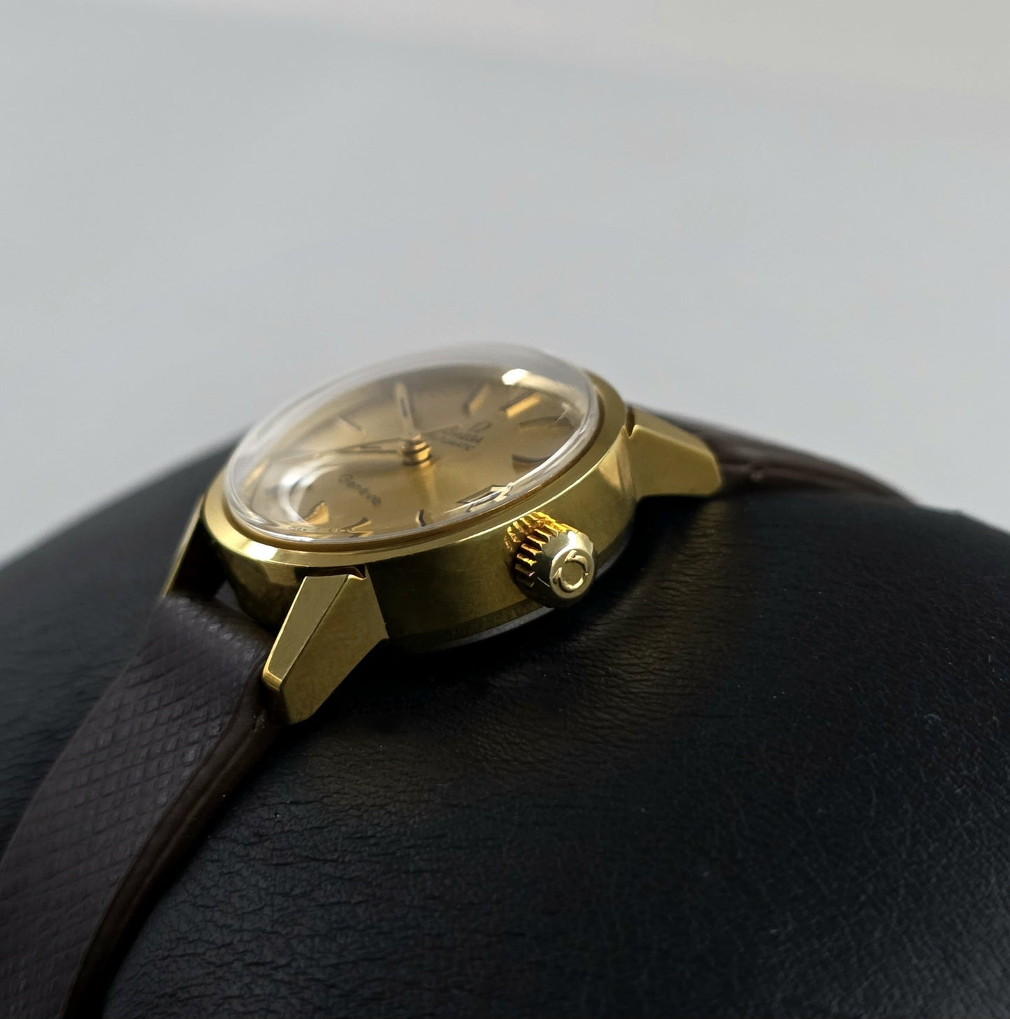 Omega Geneve Lady 565.045