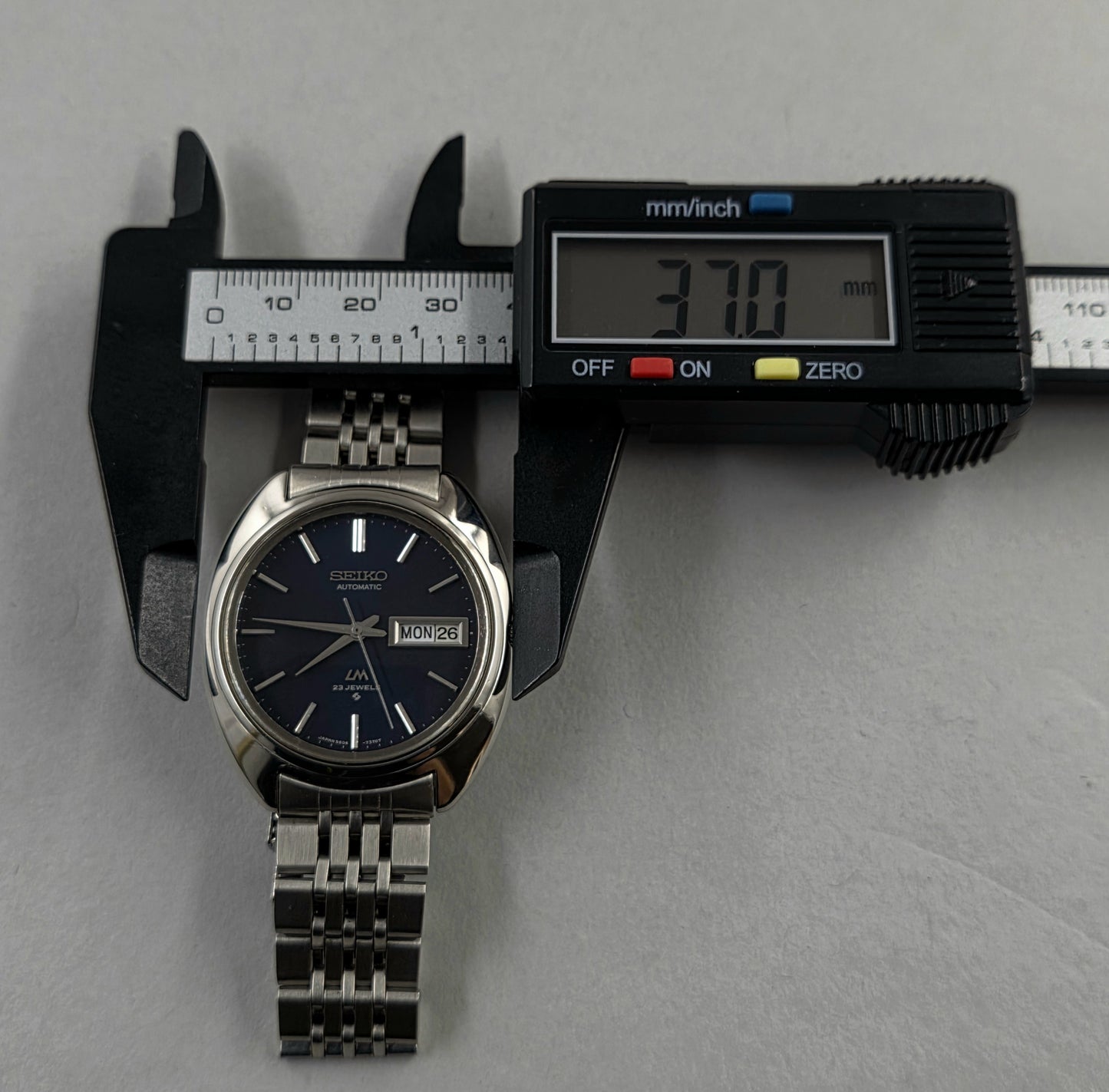 Seiko Lord Matic 5606-7151