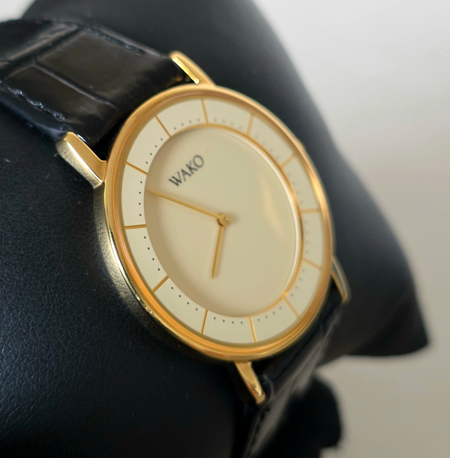WAKO Ultra Slim 4J40-HAB0