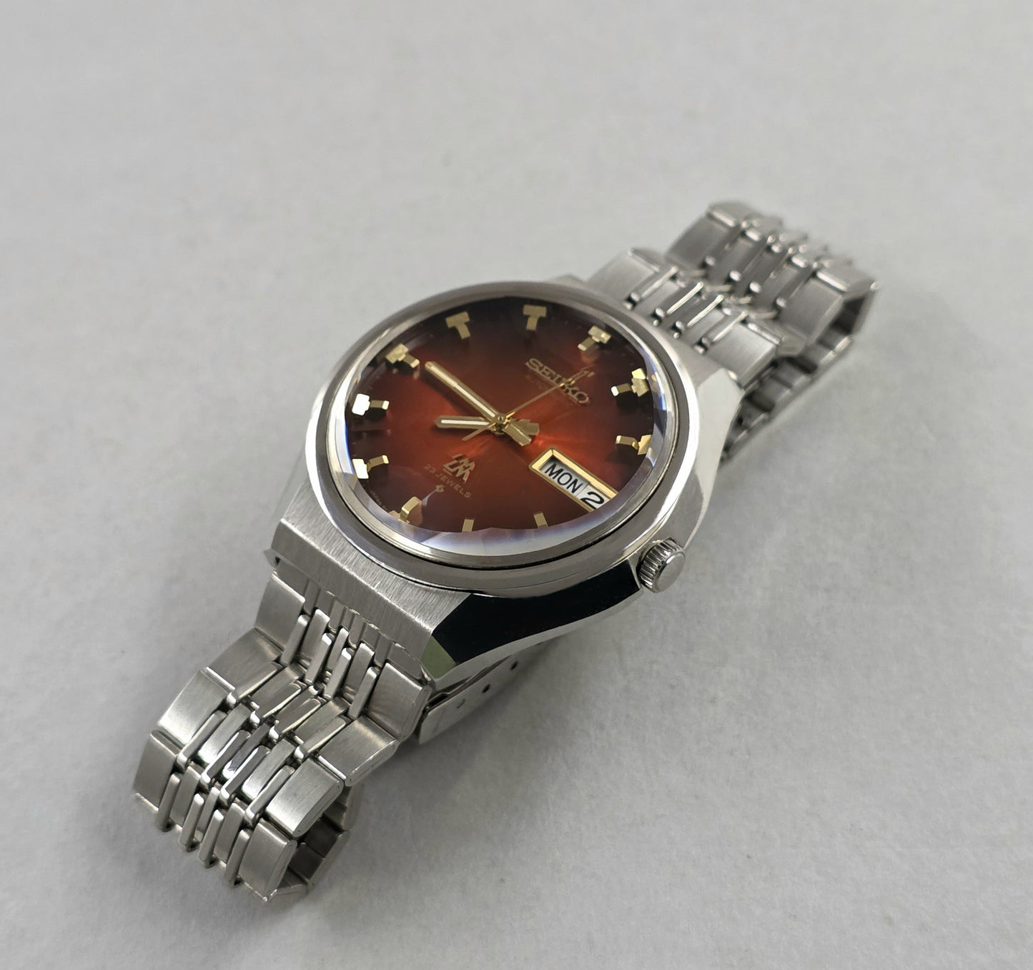 Seiko Lord Matic 5606-5320